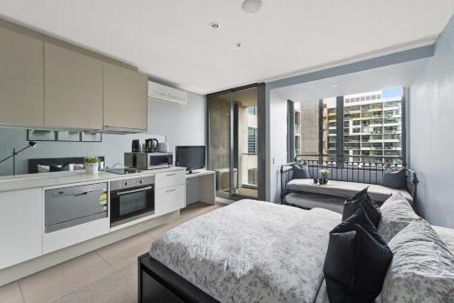 A Stylish Studio Right Next to Southern Cross Room Type - Studio