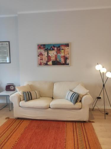 Anna Lucia's Flat vicino a Trastevere e al San Camillo - Tap to explore photos