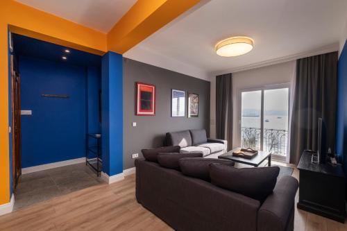 Hip Waterfront Apt with a Striking View - Tap to explore photos