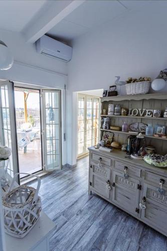 La Maisonette di Eliana - free parking - Tap to explore photos