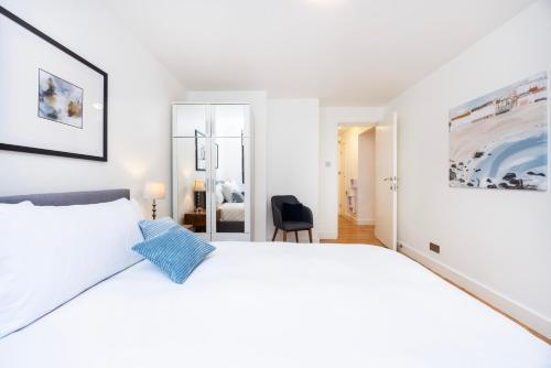 Stunning 2Bed in Soho,Steps from Piccadilly Circus