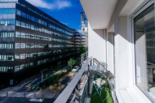 Paris Porte de Versailles - ISSYHOST