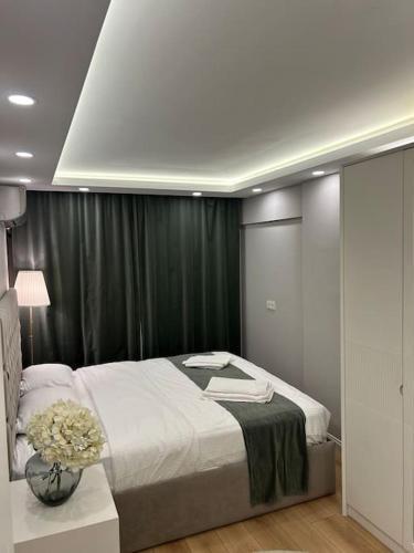 Modern Apartment in Besiktas - Tap to explore photos