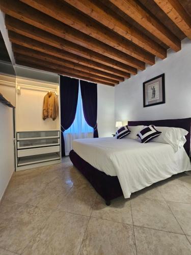 Casa Rosa - Parcheggio Gratis Wi-fi free Room Type - Two-Bedroom Apartment