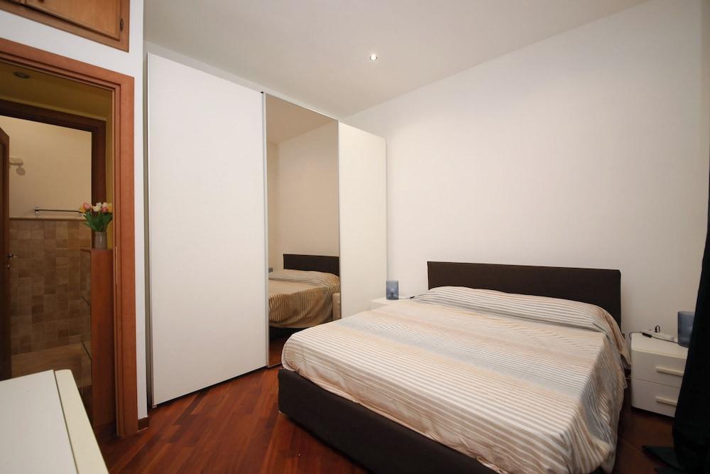 Yellowmat by Ghor Room Type - Apartment (1 Bedroom) Yellowmat by Ghor Room Type - Apartment (1 Bedroom)