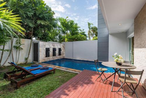 Trixie Town House 2 With Private Pool - Tap to explore photos