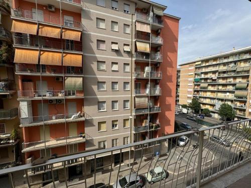 Apt with balcony in Roman Quiet