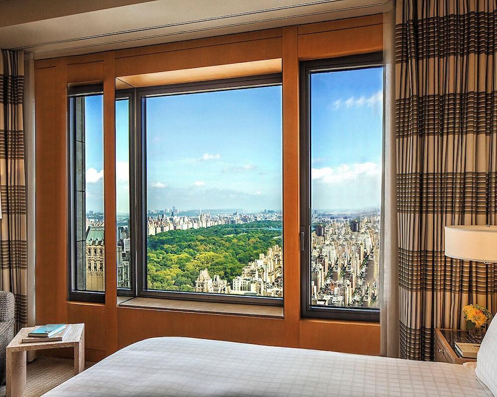Four Seasons Hotel New York Room Type - Accessible Central Park Suite King Four Seasons Hotel New York Room Type - Accessible Central Park Suite King