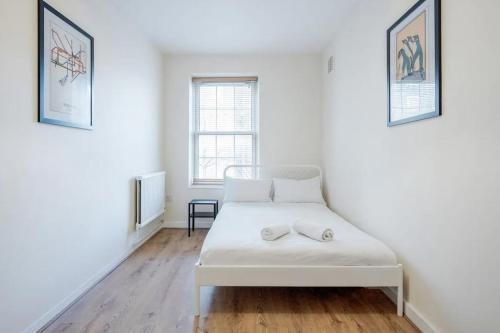 APlaceToStay Central London Apartment, Zone 1 PIC