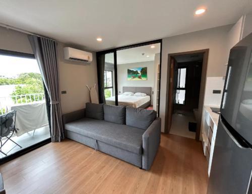 Title Rent Rawai