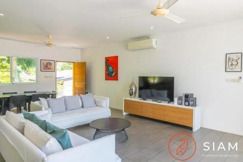 Villa Bann Po 3br Private Pool & Walk To Beach - Tap to explore photos