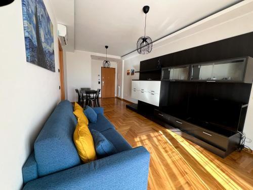 Aurelia Vatican City Apartment - Tap to explore photos