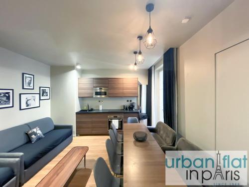 Urban Flat 78 - Luxury 3 BDR Flat in Le Marais - Tap to explore photos