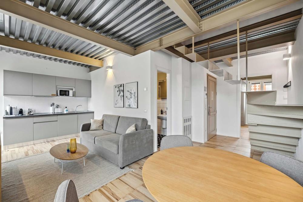 Limehome Rome Via Fortebraccio Room Type - Two-Bedroom Apartment with Terrace Limehome Rome Via Fortebraccio Room Type - Two-Bedroom Apartment with Terrace
