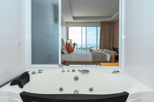 Hillside Seaview Residence, Karon Room Type - Two-Bedroom Suite