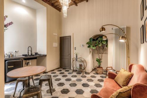 Residenza Brama - Art ApartHotel - Tap to explore photos