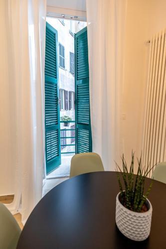 Re di Roma Ela Apartment - Tap to explore photos