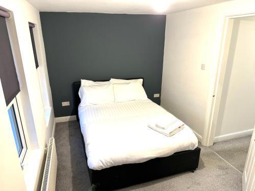 Beautiful 1 bedroom Flat in Fulham - Tap to explore photos