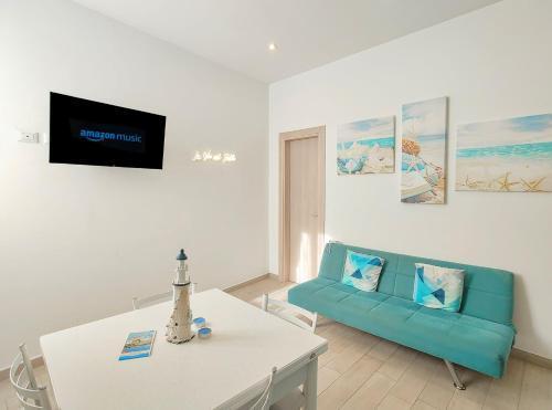 La Vie est Belle Room Type - Two-Bedroom Apartment