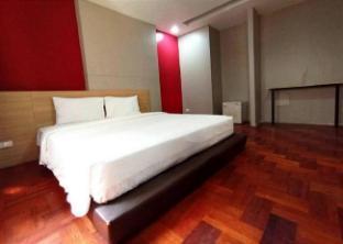 GO INN Silom - BTS Saint Louis  - Tap to explore photos