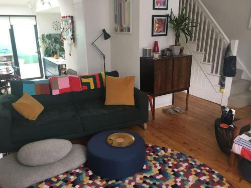 Clapham, London 4 bedroom family house - Tap to explore photos