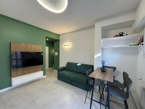 Numiro - Tap to explore photos