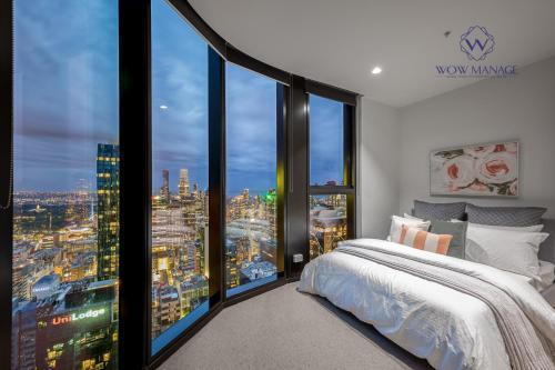 WOW Apartment on EQ Tower - Tap to explore photos