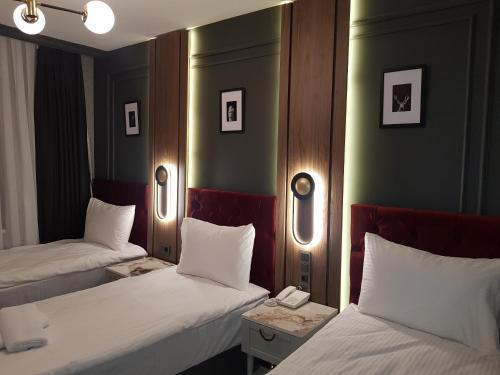 Hotel Selenay Room Type - Triple Room Hotel Selenay Room Type - Triple Room