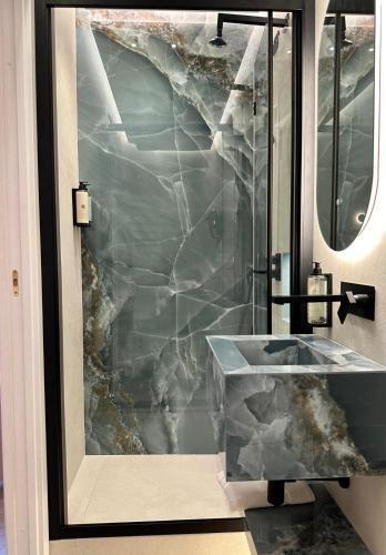 Roma Luxury Stay 56 - Tap to explore photos