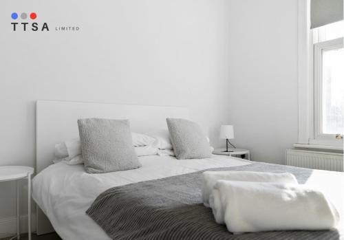 TTSA - Essential 1 Bedroom Apartment 2 Croydon