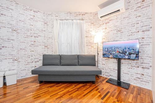 67 Apt Nishishinjuku Premium Room Type - Studio Apartment with One Double Bed