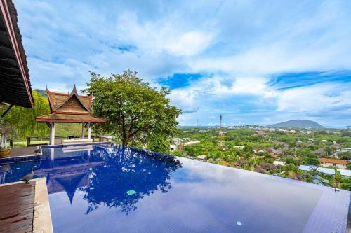 Royal Legacy Private Villa With Private Golf Course