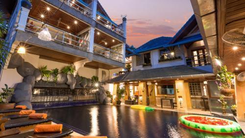 Talay Naiharn Villa - Tap to explore photos