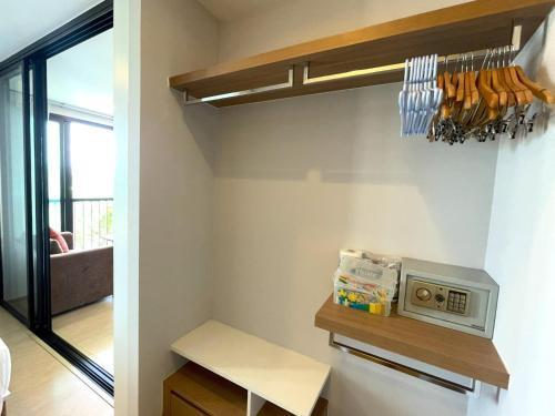 Private apartment Zcape2 near Boat Avenue - Tap to explore photos