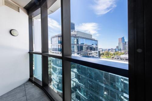 Melbourne Marvel Poolside Retreat