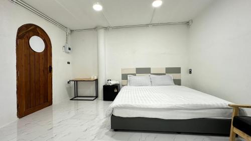 Megun 10 L Room Type - One-Bedroom Apartment
