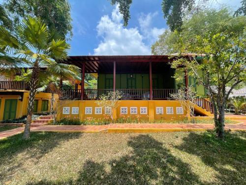 Phaluai Villa Room Type - Deluxe Queen Room with Two Queen Beds