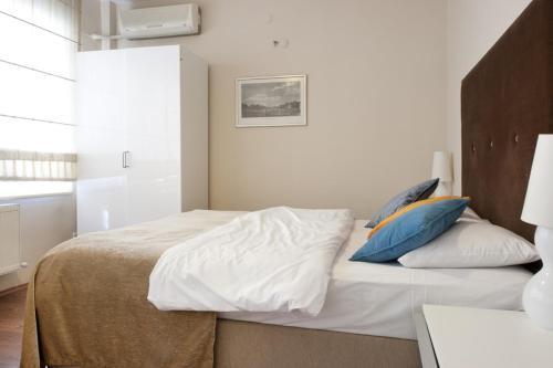 Spacious Balcony Suite Sultanahmet - Aslan Apartments
