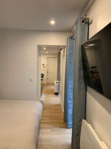 Renovated apartment close to Opera