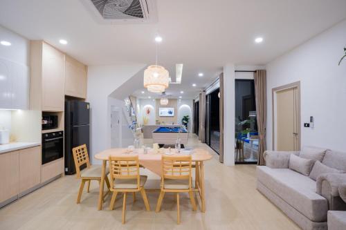 Eva PoolVilla Pattaya Bang Saray Beach 1 km - Tap to explore photos
