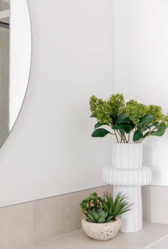 Huge Apartment On Oxford Street- Central London - Tap to explore photos