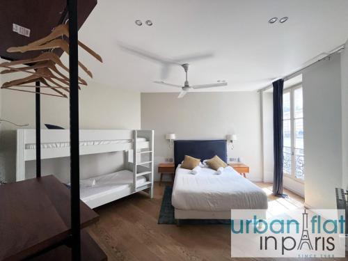 Urban Flat 71 - Amazing Apartment in Le Marais - Tap to explore photos