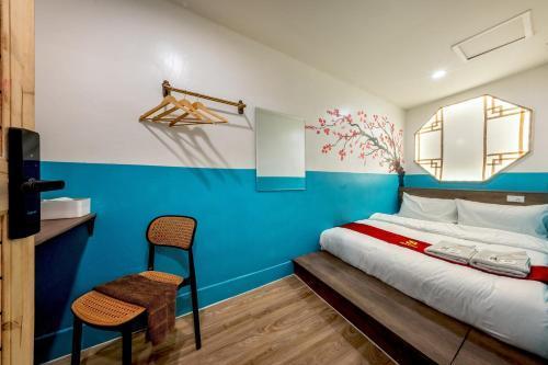 SHIN Hotel Chinatown Room Type - Budget Double Room