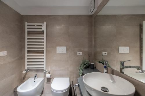 iFlat Cozy & Serene Loft Two Steps from Vatican - Tap to explore photos