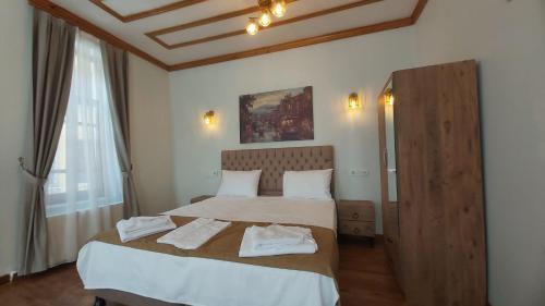 Fevzi Paşa Suite & Hotel - Tap to explore photos