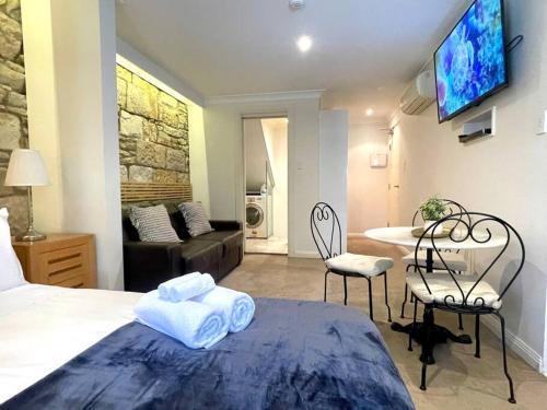 Sydney Escape - Pyrmont Stylish Studio Apartment