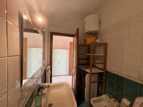 Bright apt near Porta Maggiore - Tap to explore photos