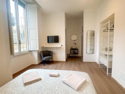 Montezebio Boutique Rooms - Tap to explore photos