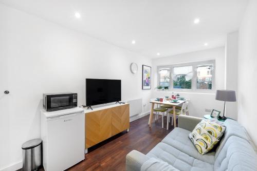 Peaceful Green London - 1 bedroom & Free parking - Tap to explore photos