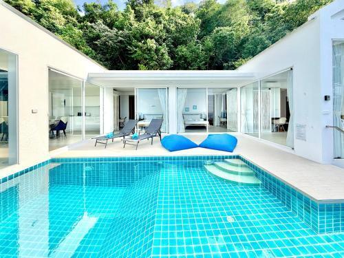 Villa V2 Hillside Infinity Pool Modern Villa with Sunset Ocean Views